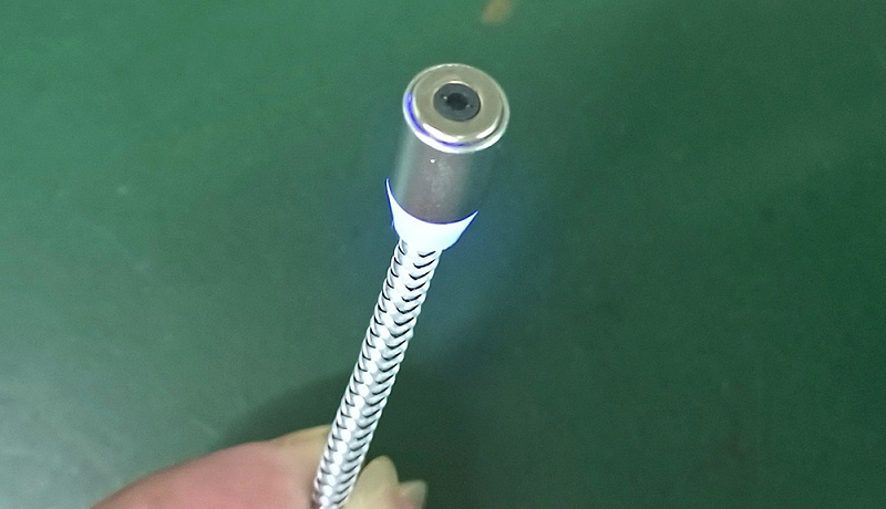 網紅搖搖杯磁吸充電線，短路自動斷電